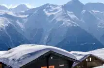 Comment organiser une fête du Nouvel An sans stress à la montagne ?